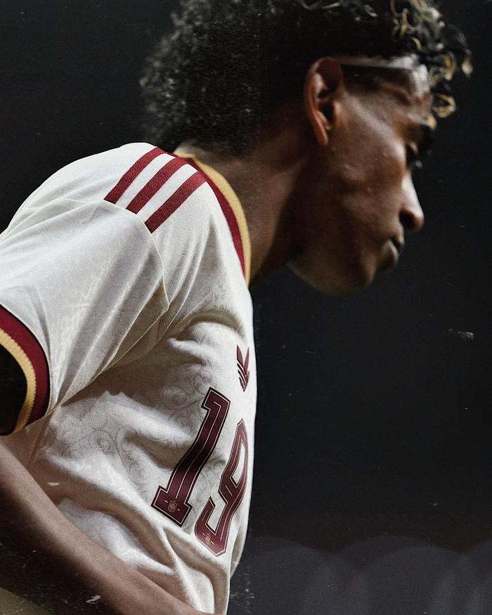 亚马尔世界杯首秀引爆全球关注