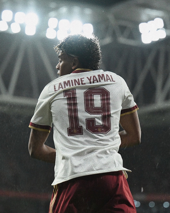 亚马尔世界杯首秀引爆全球关注